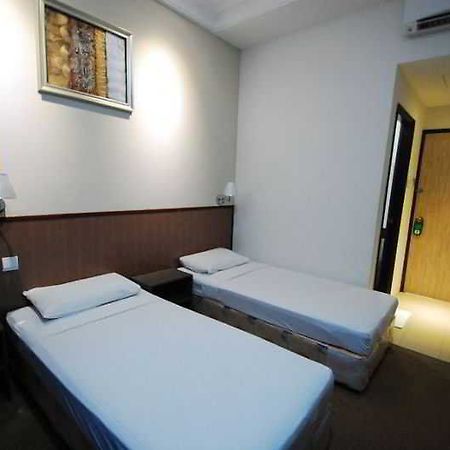 Madras Eminence Hotel Singapore Ngoại thất bức ảnh