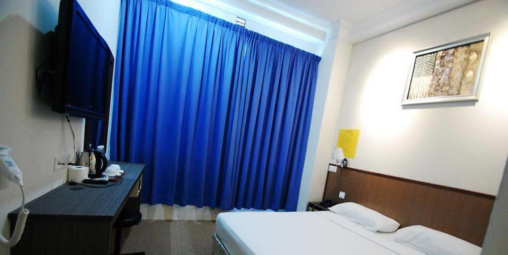 Madras Eminence Hotel Singapore Ngoại thất bức ảnh